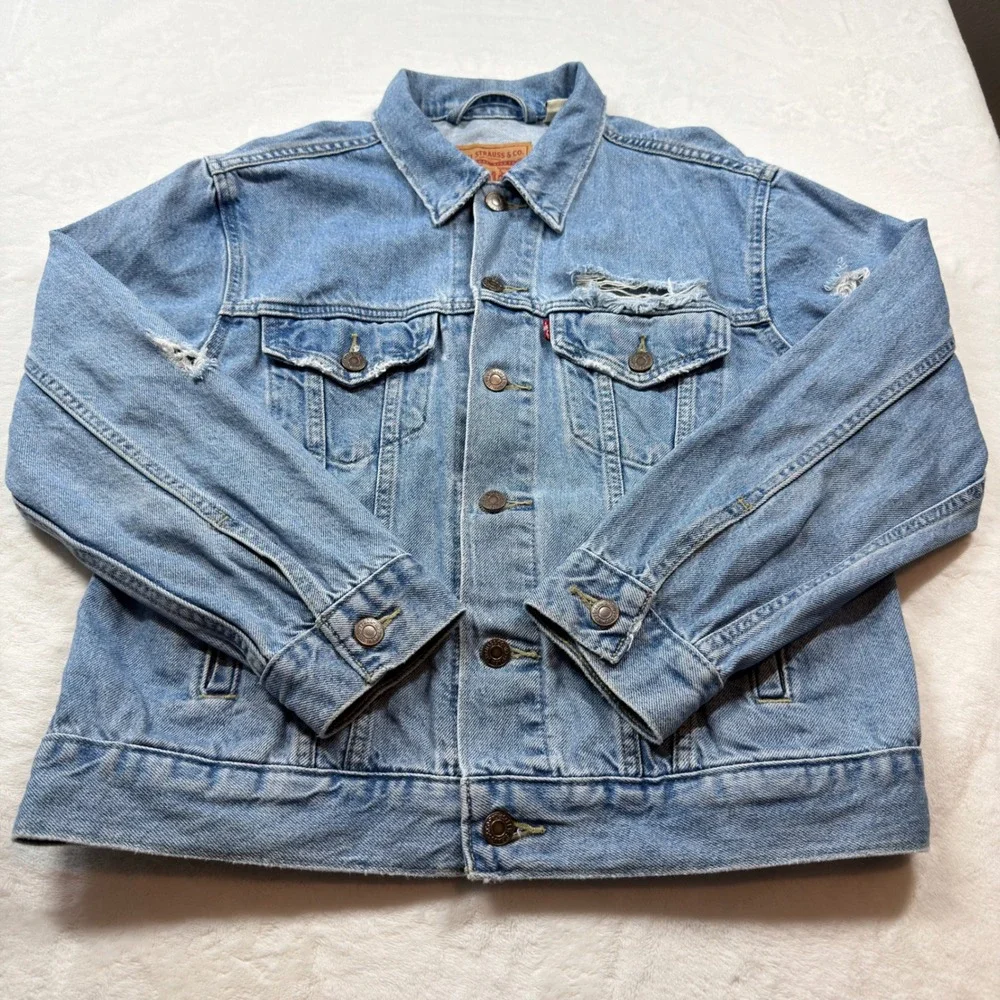 Levis Trucker Jacket Mens M Light Blue Distressed Denim PC9-29944-0164 Good‎ - Picture 10 of 16